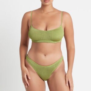 strap saint crop